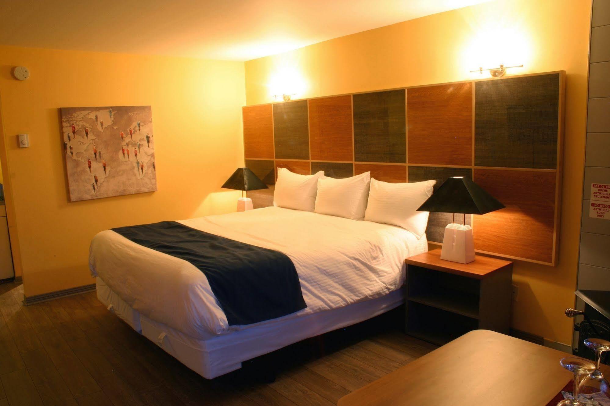 Motel Des Pentes Et Suites Saint-Sauveur-des-Monts Εξωτερικό φωτογραφία